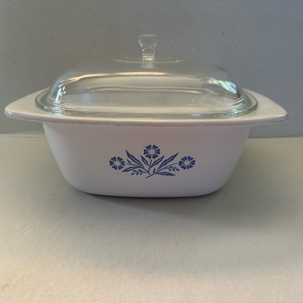 COPY - VINTAGE CORNING WARE BLUE CORNFLOWER 5QT DUTCH OVEN CASSEROLE P-34 W/ LID